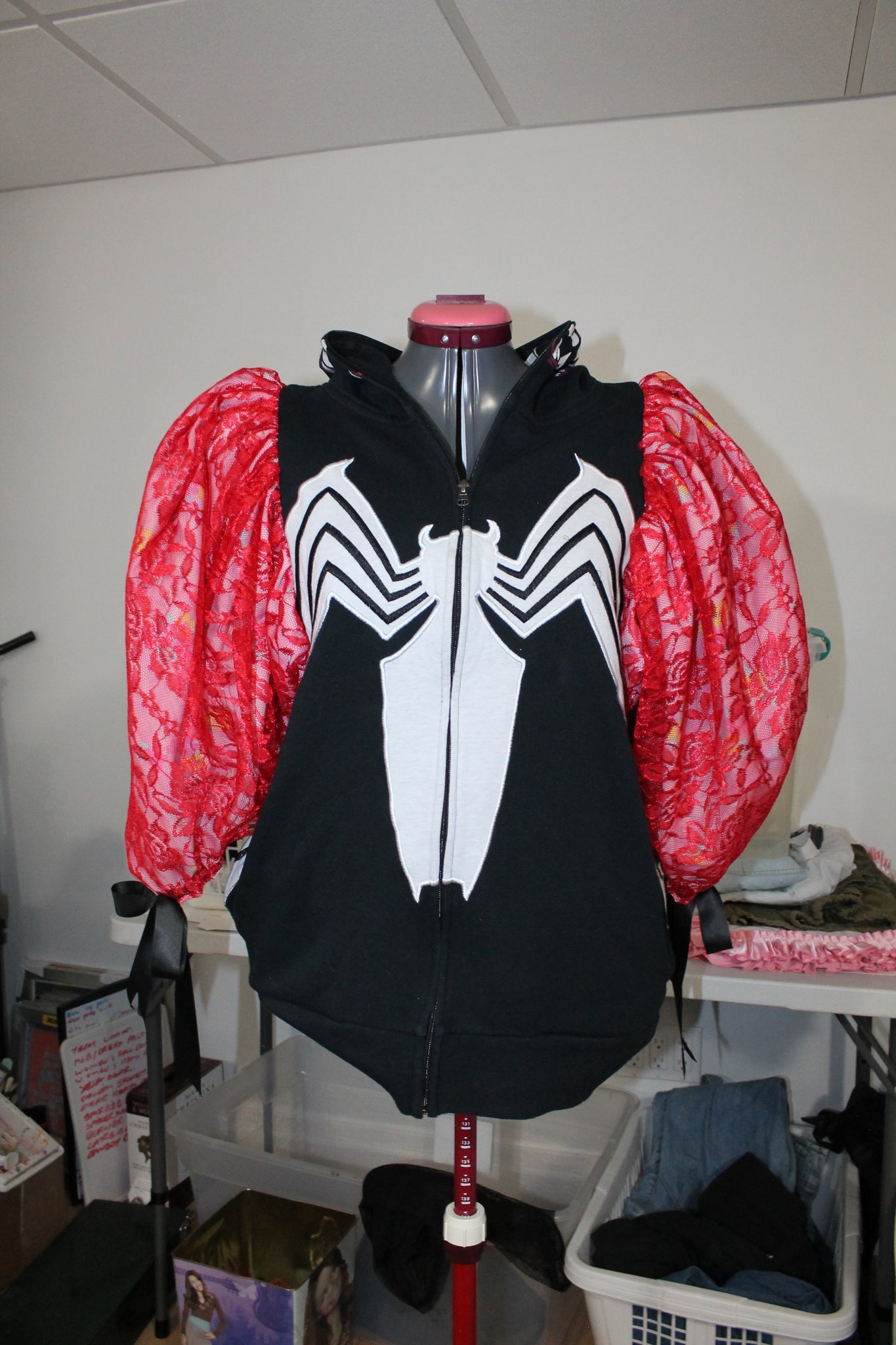 Spidey Puff Sleeve - 1of1 NYC Runway